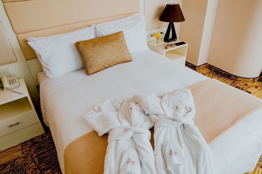 Hotel Grand Nobility 28/64