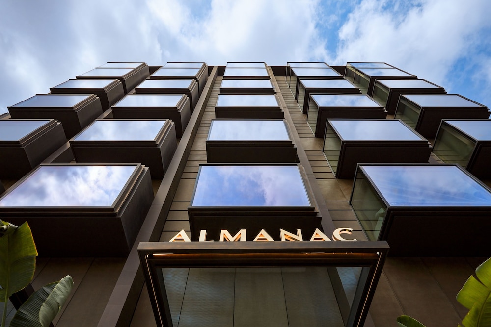 Almanac Barcelona in BARCELONA