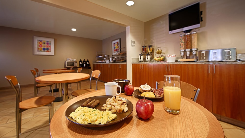Best Western Aladdin Inn 37/38