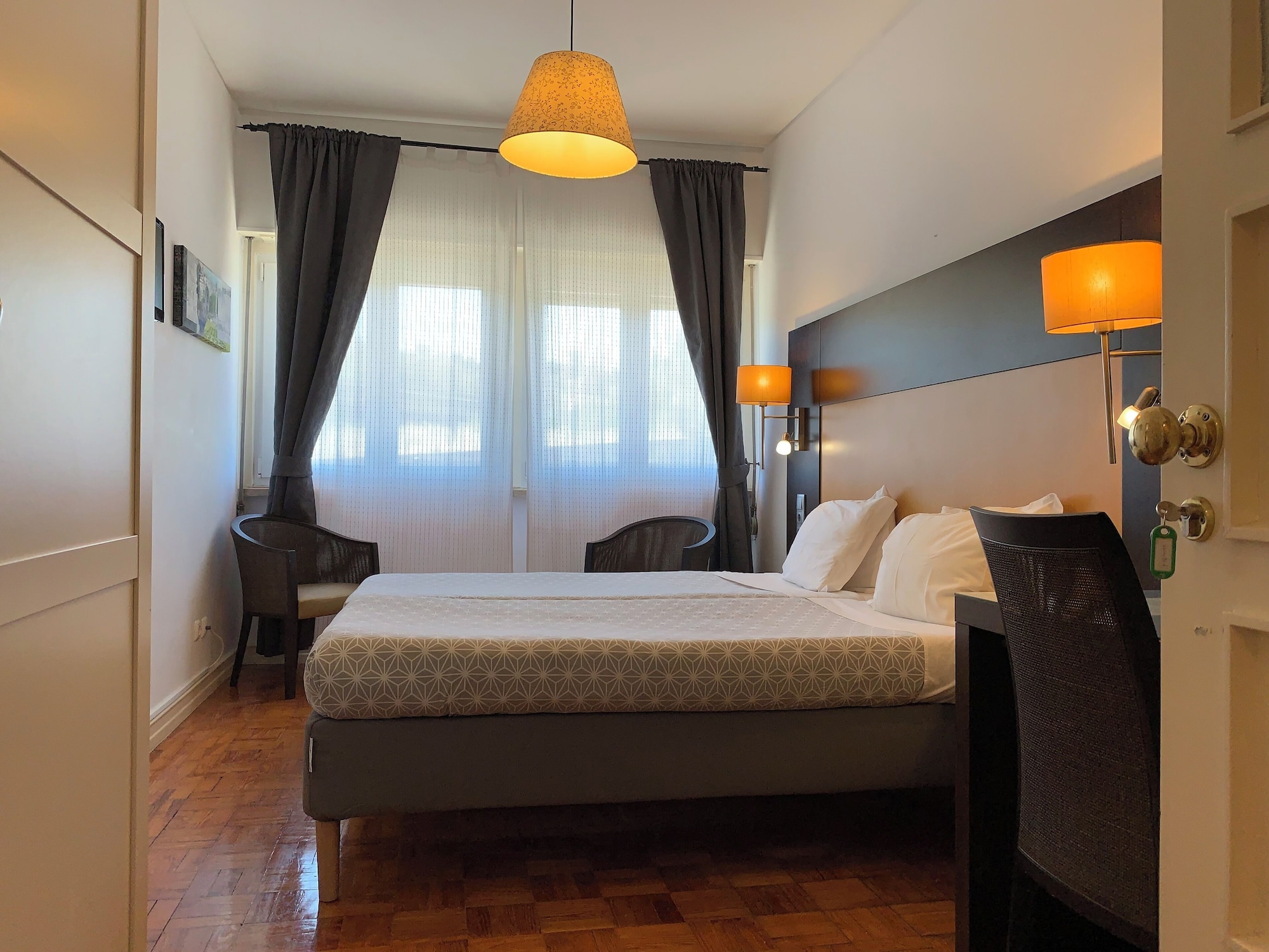 غرفة سوبيريور بسريرين منفصلين بحمام خاص في الطابق الأرضي، Discovery Apartment Benfica 10/10