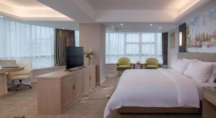 Venus International Hotel (Huizhou West Lake) 23/55