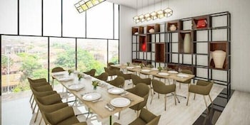 Braling Grand Hotel by Azana 45/58