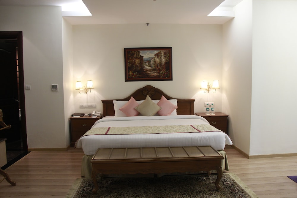 WELCOMHOTEL BELLA VISTA, PANCHKULA - CHANDIGARH 16/50