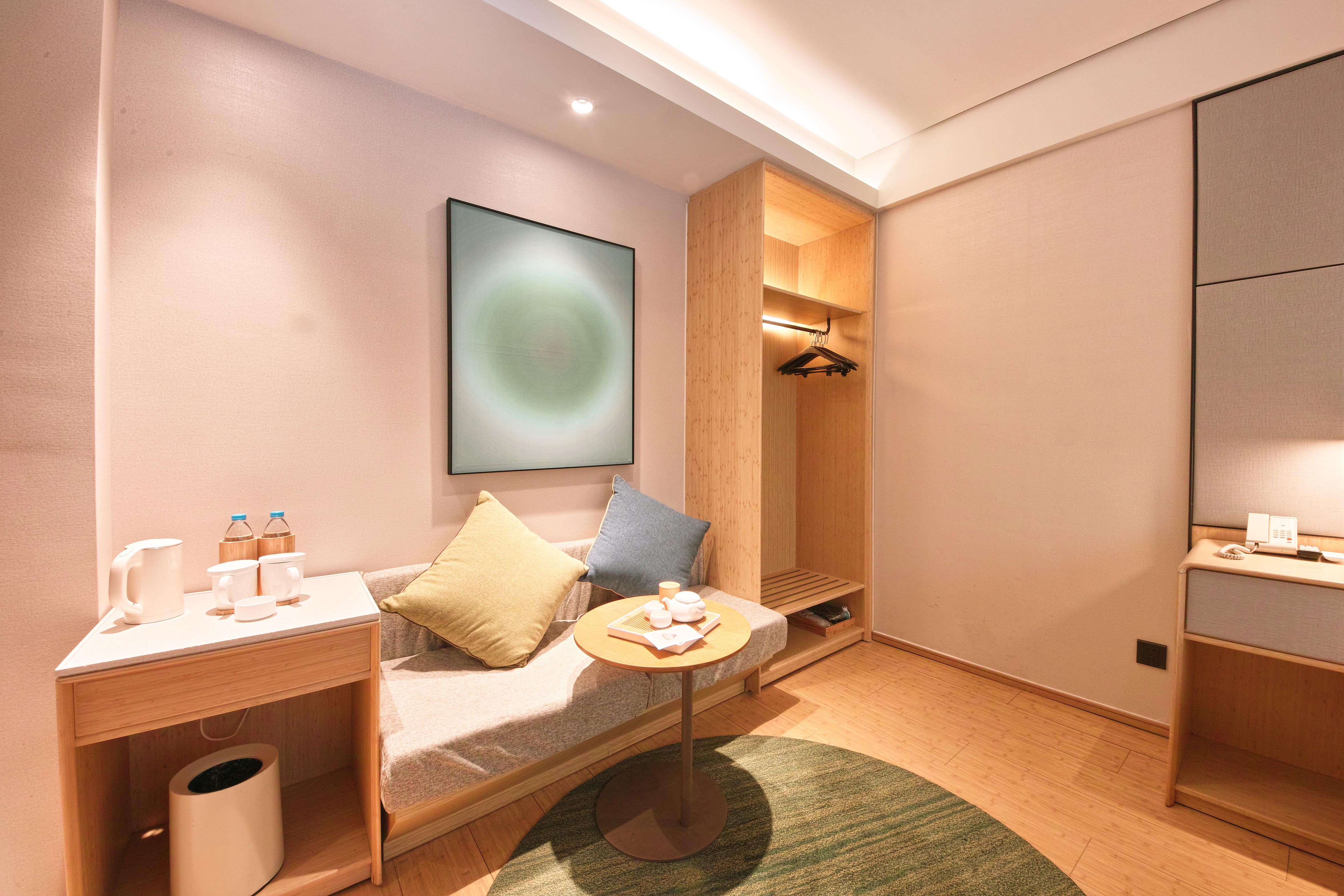 Ji Hotel (Hefei Huaihe Road Pedestrian Street) 33/46