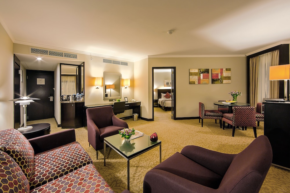 Ramada Plaza By Wyndham Dubai Deira 32/50