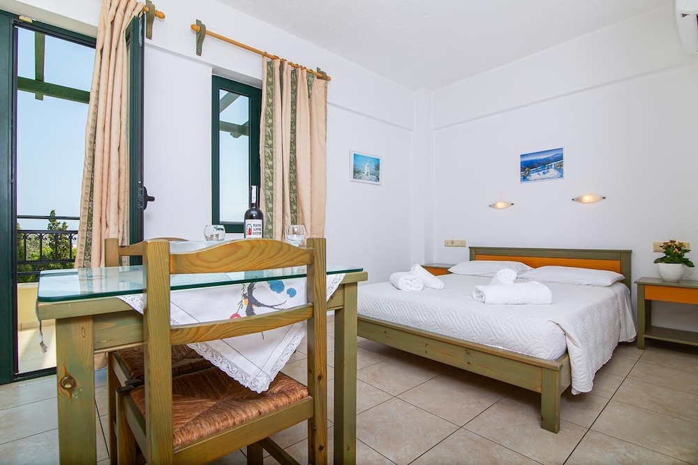 Dionysos Apartments And Studios 24/61