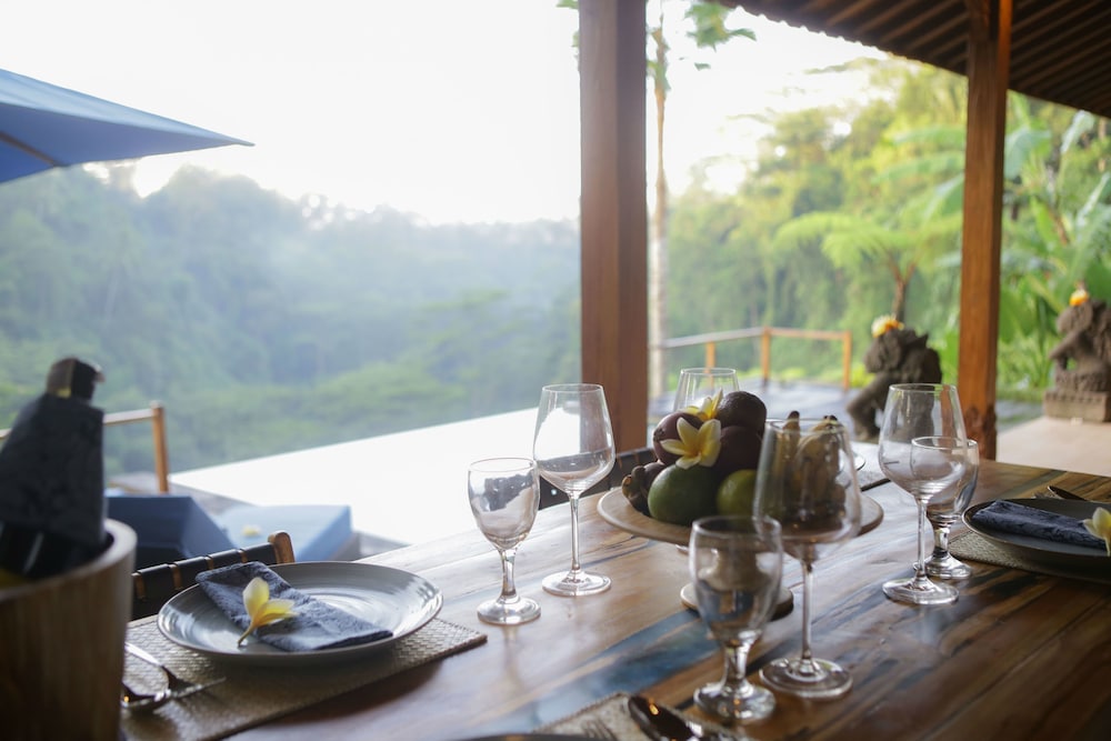 Ubud Valley Boutique Resort photo4