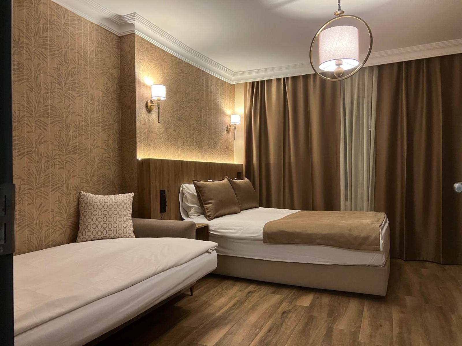 Basement, 1 Double and 1 Single Bed