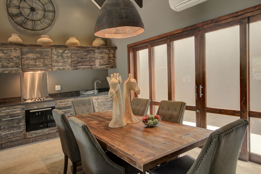 Bush Villas Self-Catering At Botlierskop 32/50