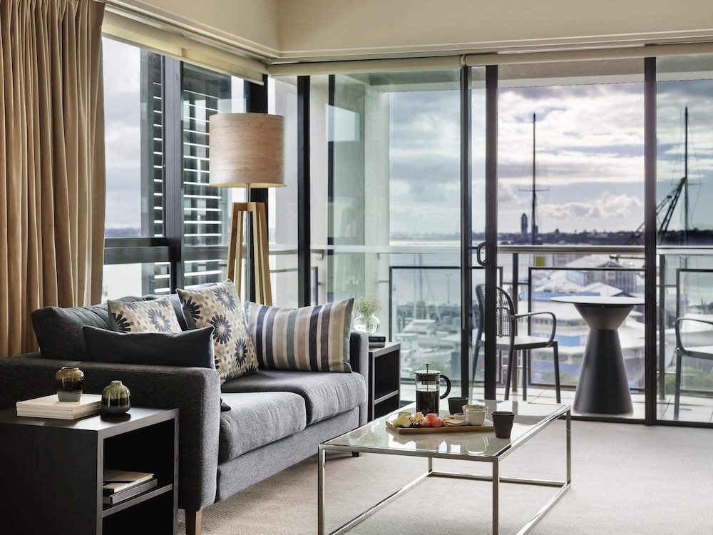The Sebel Auckland Viaduct Harbour 42/65