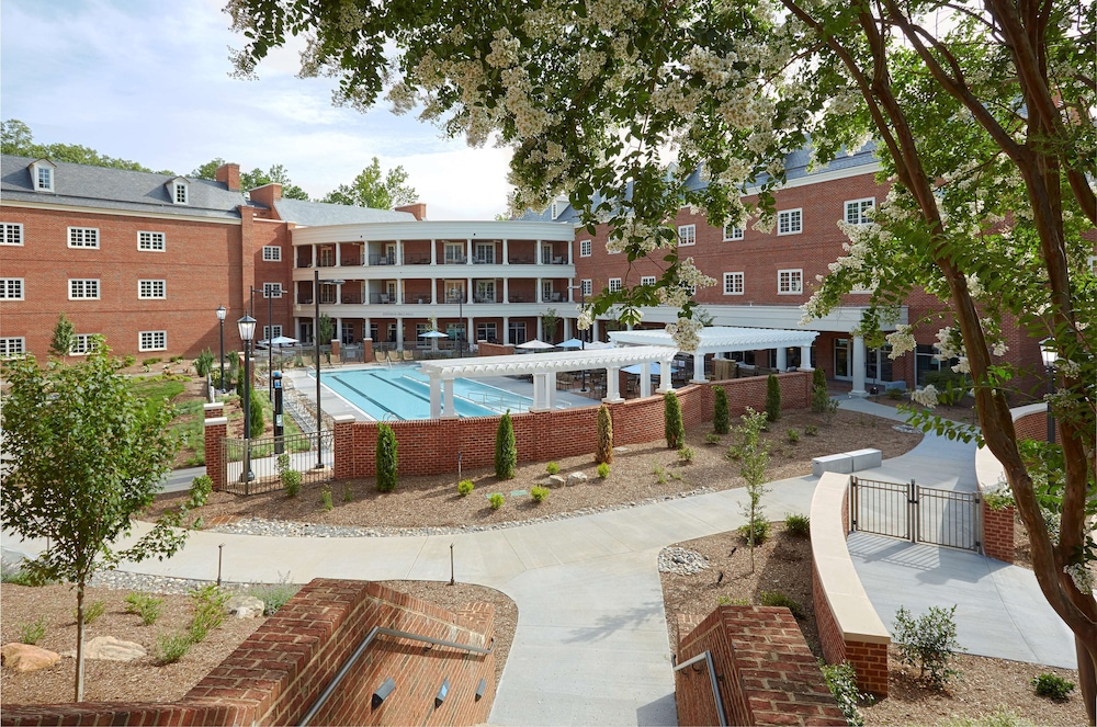 Rizzo Center in CHAPEL HILL - NC