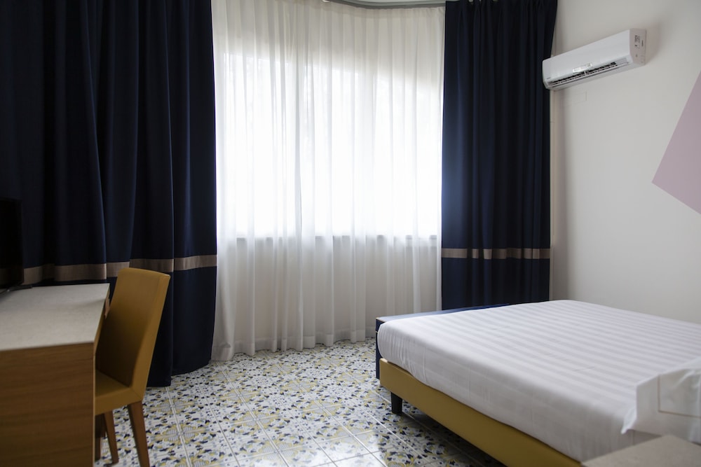 Grand Hotel 31/64
