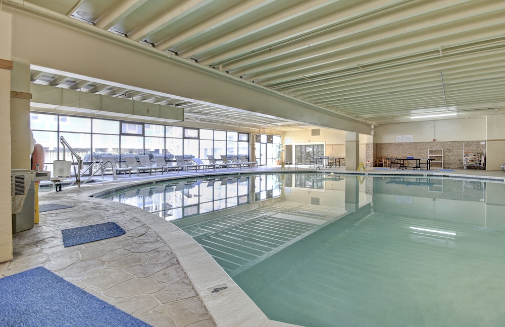 Carousel Resort Hotel Condominiums 30/64