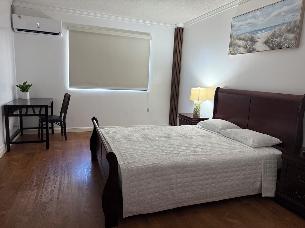 Harmon Loop Hotel 6/36
