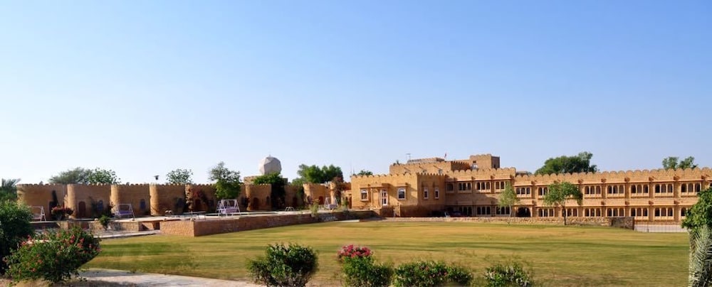 HIMMATGARH PALACE 21/28