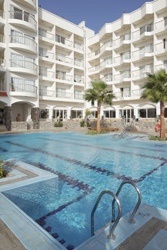 Royal Star Beach Resort 34/50