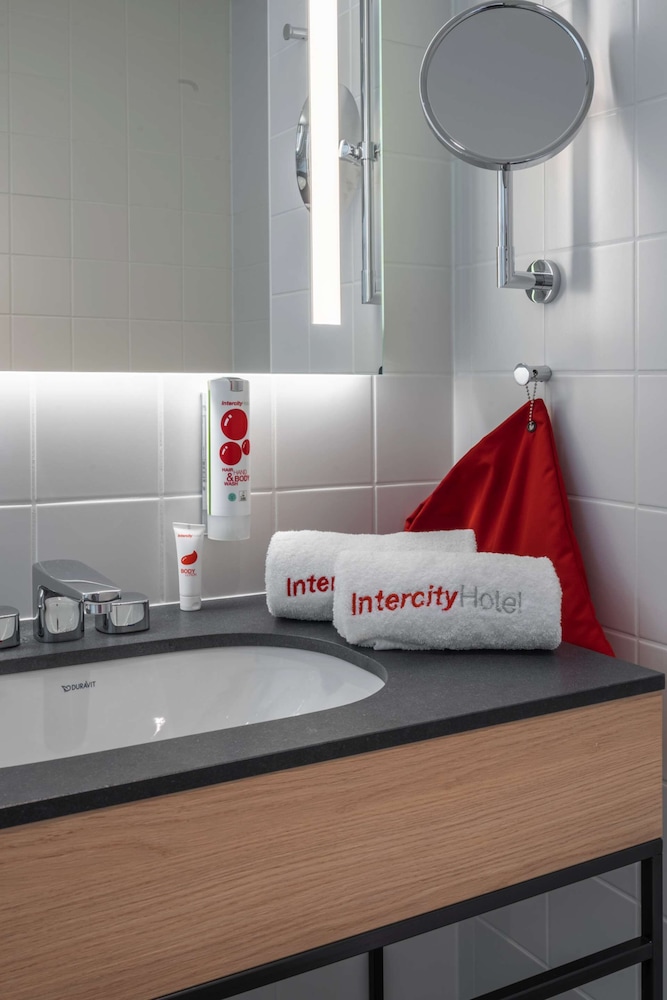 IntercityHotel Budapest 64/65