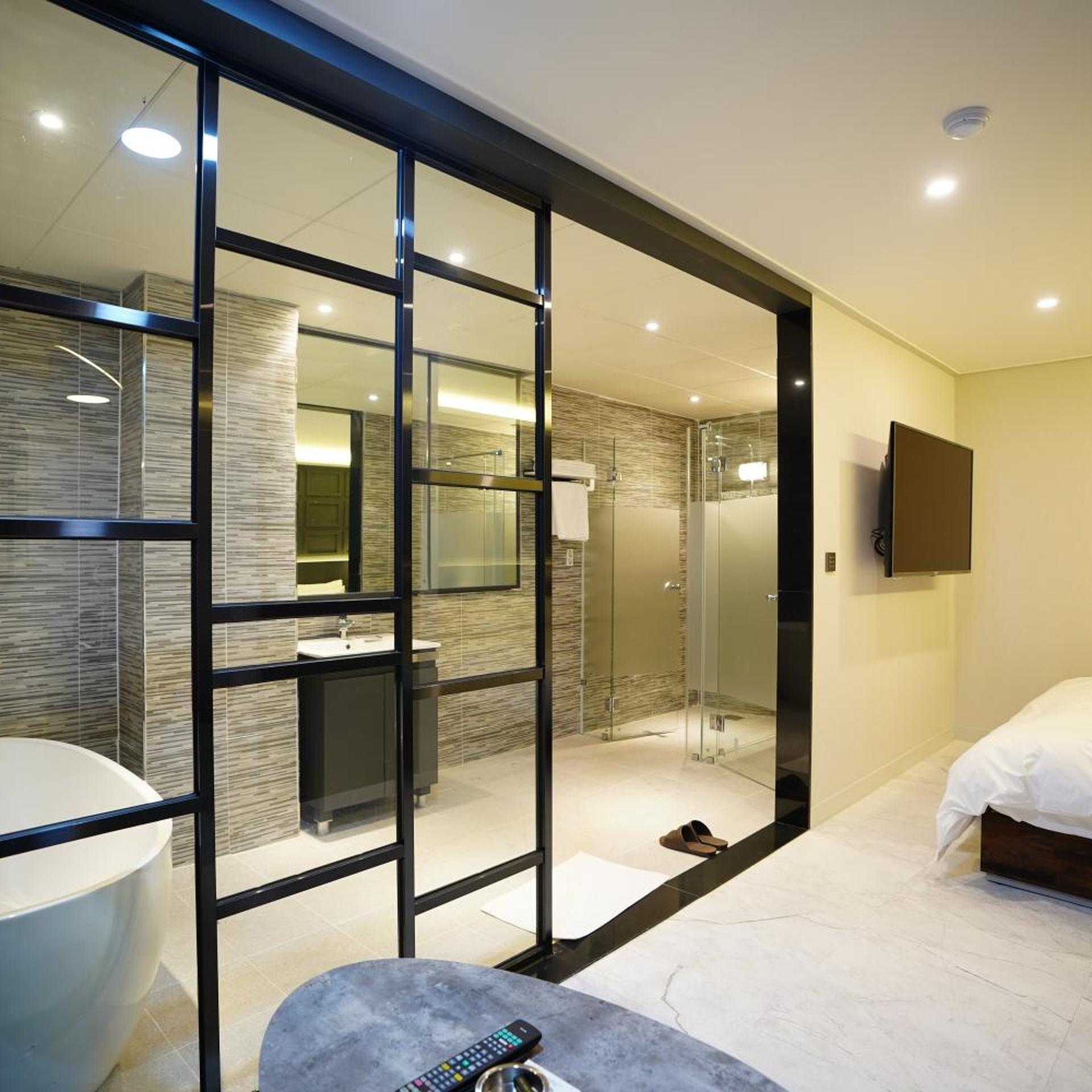 Dongdaemun Saturn Hotel 45/46
