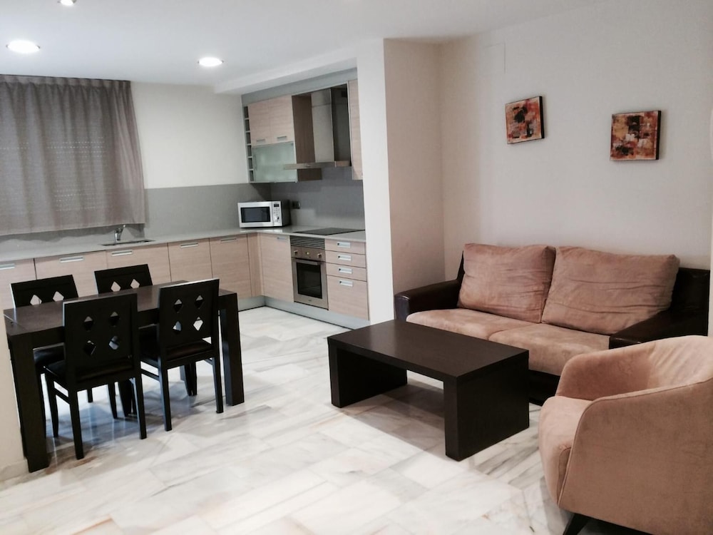 Aparthotel del Golf 22/48
