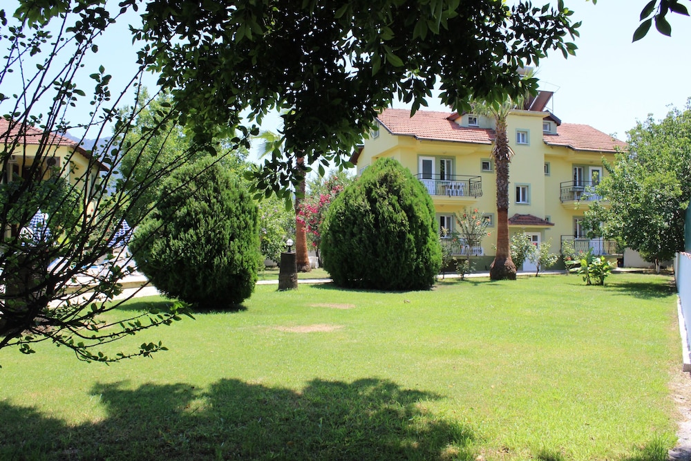 Adilan Villas and Apartments 39/50