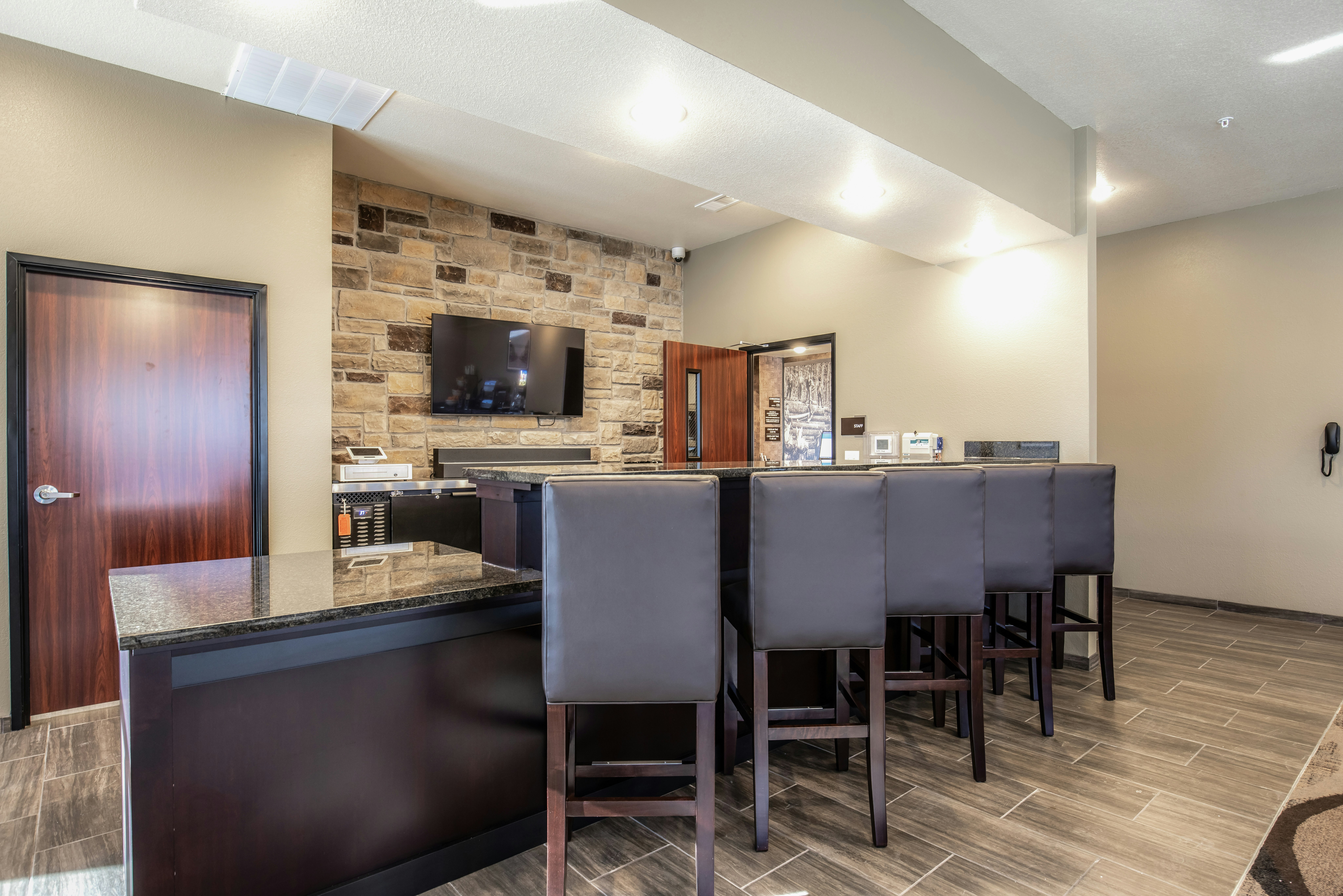 Cobblestone Hotel & Suites - Rhinelander 39/50
