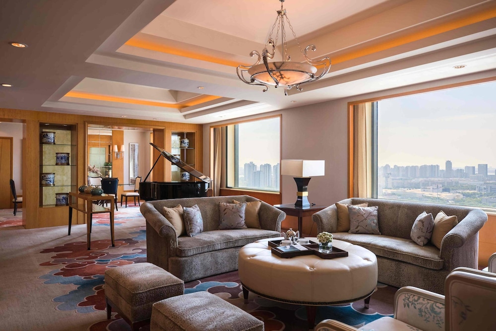 Renaissance Suzhou Hotel 35/56