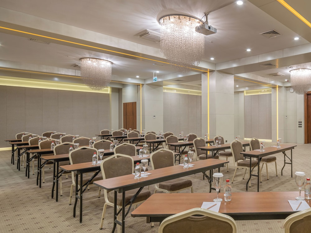 Mercure Ankara Kizilay 73/80