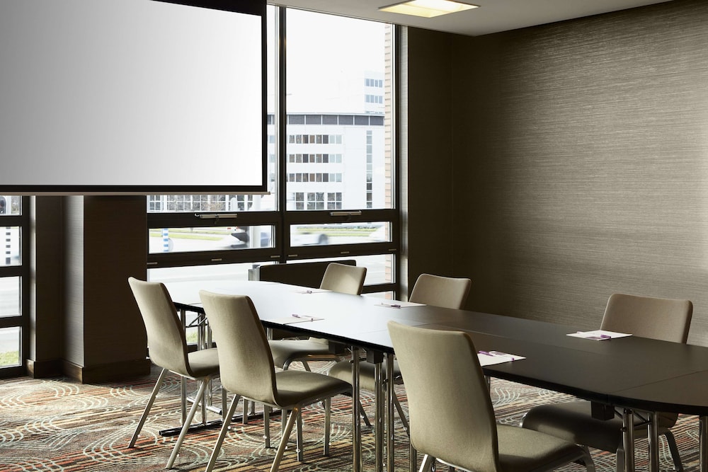 HYATT PLACE AMSTERDAM AIRPORT 61/66