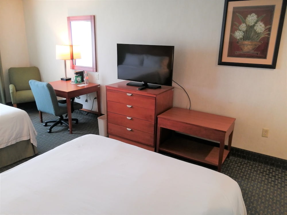 Holiday Inn Express Hotel and Suites Toluca Zona Aeropuerto 27/72