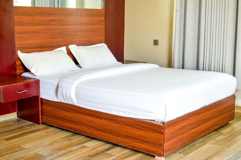 Retro Boutique Hotel Limited 8/42