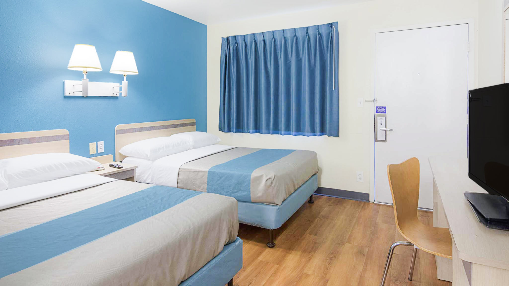 2 Full Beds - Smoking