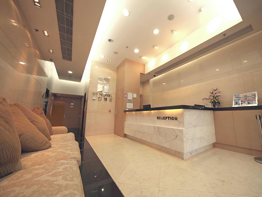 H1 Hotel 8/55