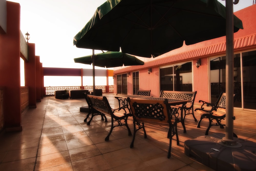 Bella Riva Suite Hotel 58/59
