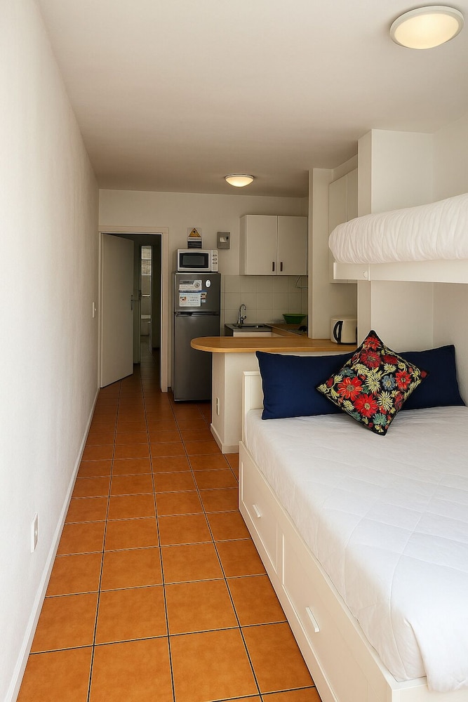 Green Elephant Backpackers 13/47