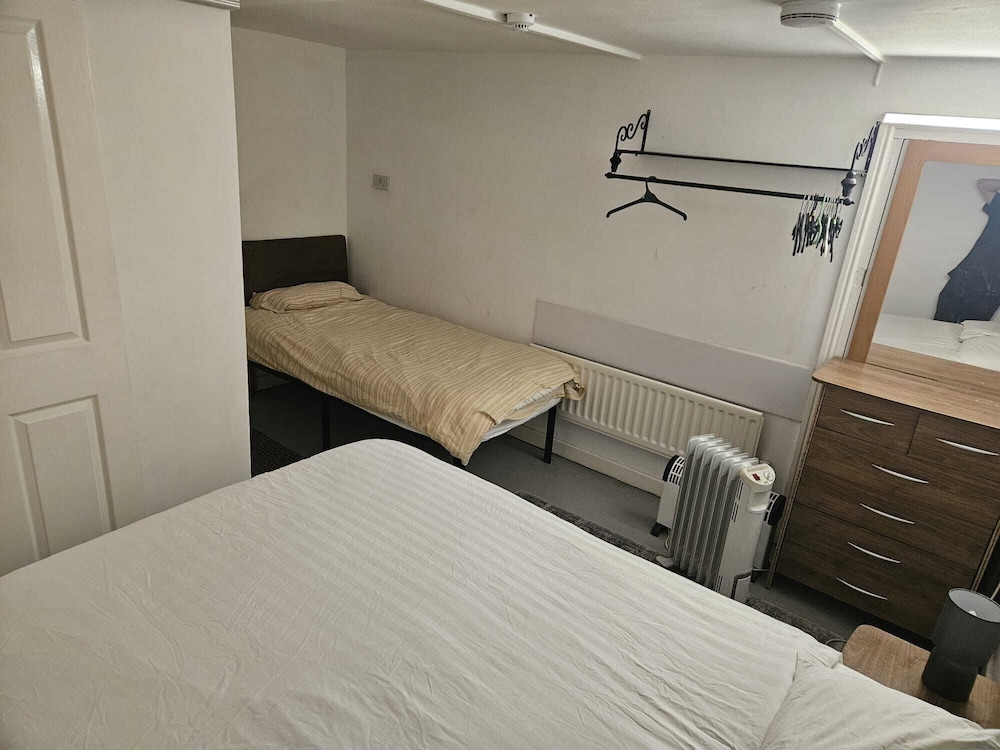 Semi Basement, Flat, 1 Double and 1 Single Bed