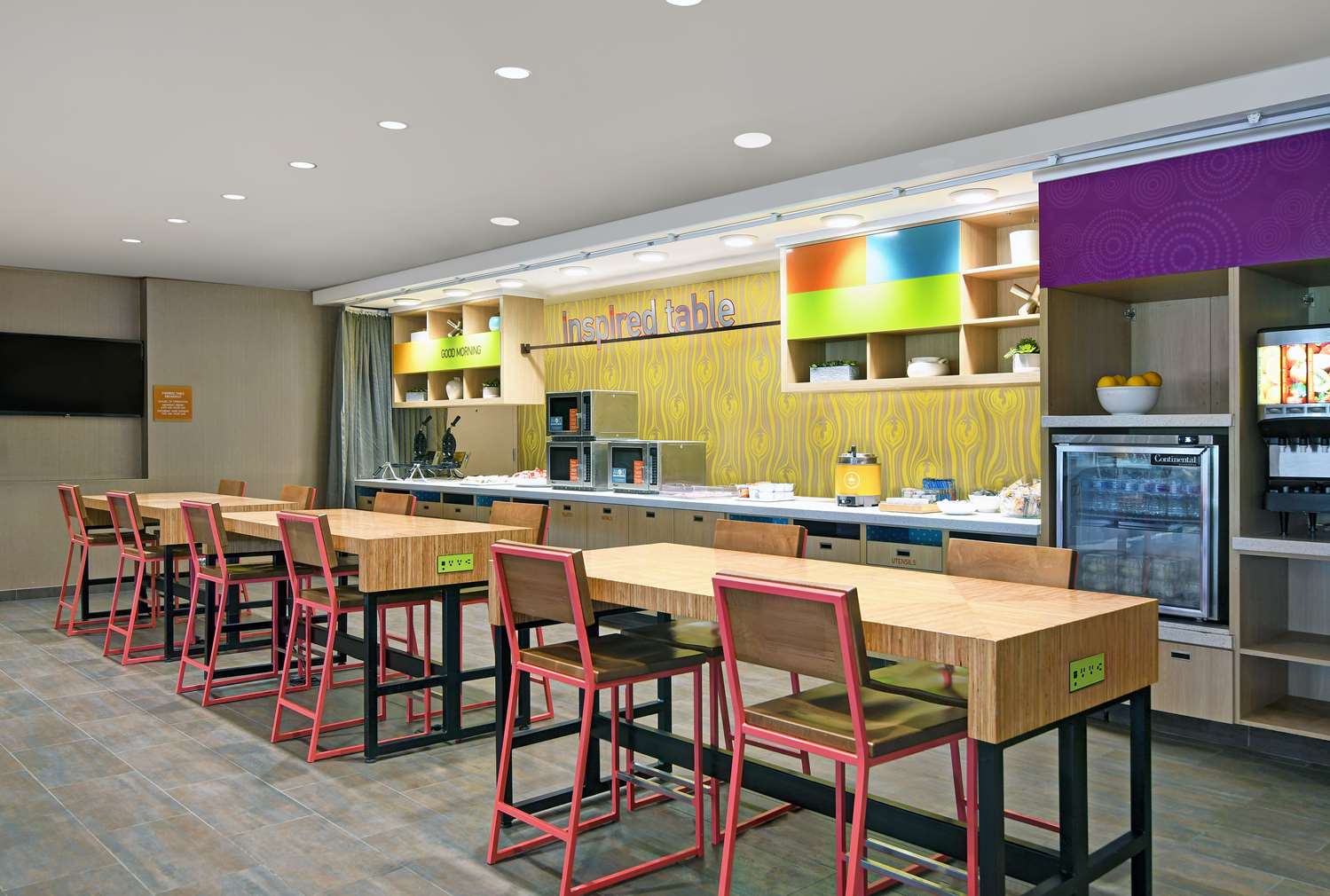 restaurant cafeteria