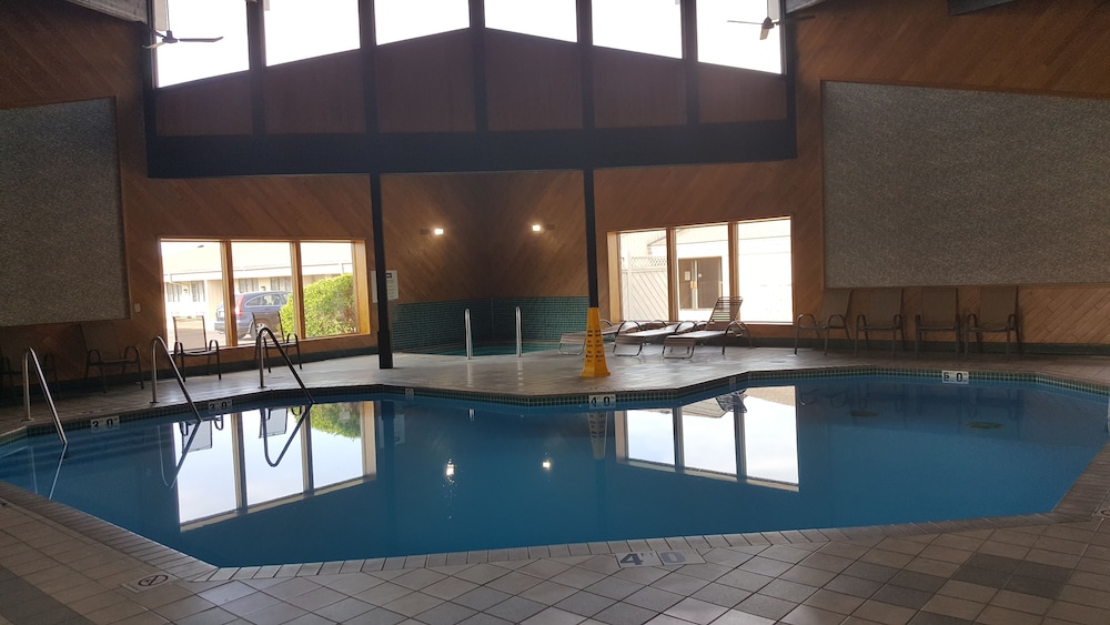 Americas Best Value Inn Chippewa Falls 4/34