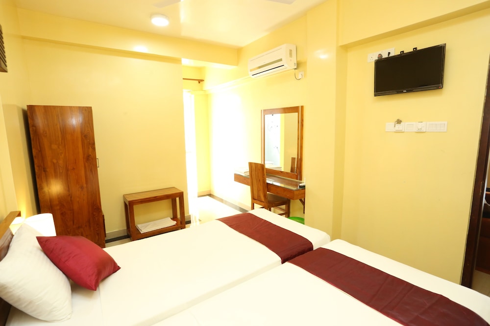 Euro Lanka Hotel 22/51