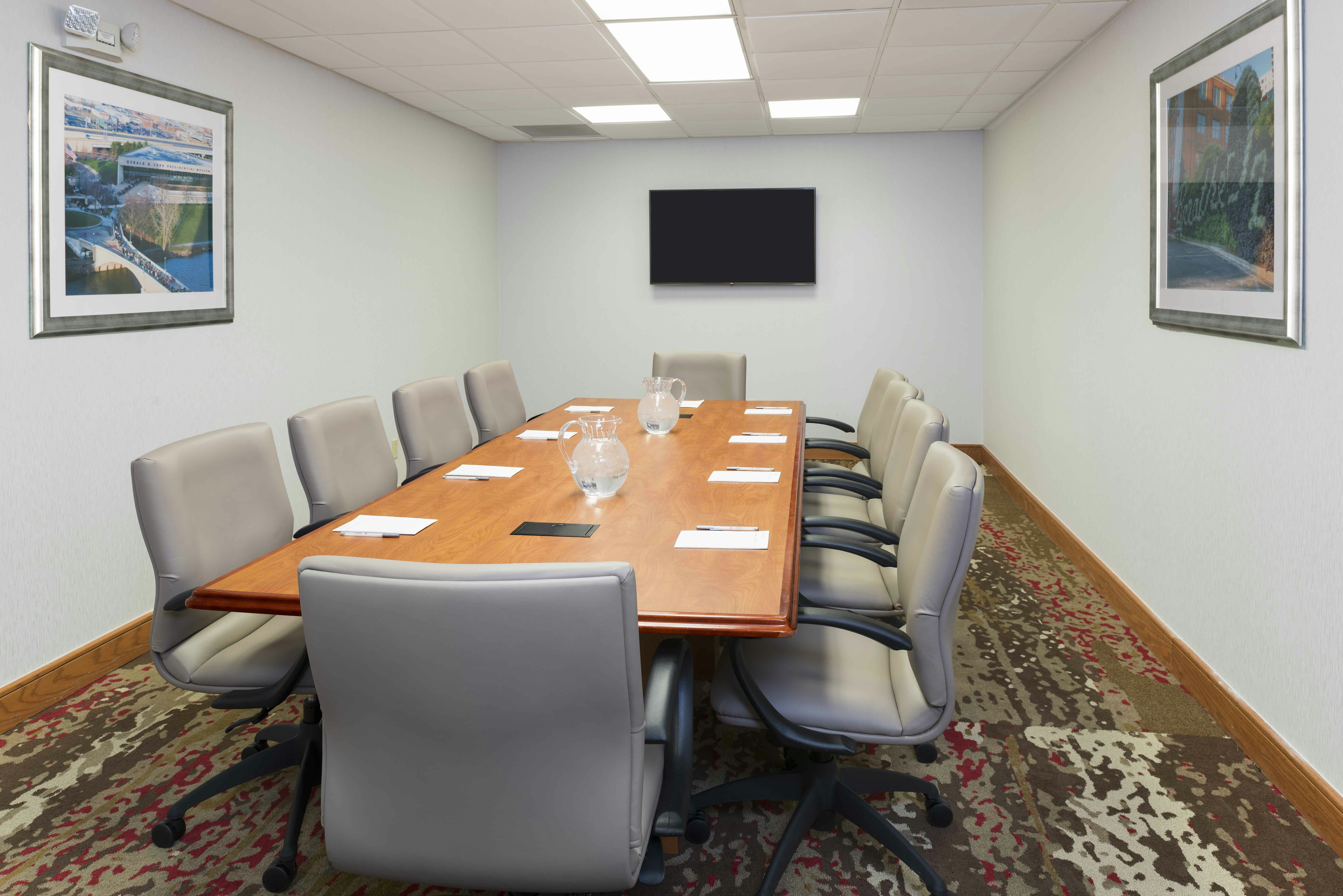Hampton Inn Grand Rapids North 52/67