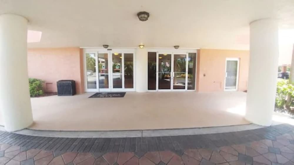 Lover's Key Resort by Check-In Vacation Rentals 17/70