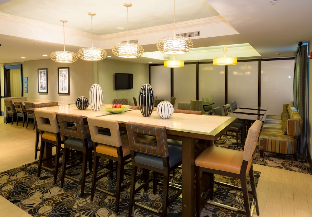 Hampton Inn Bedford Burlington 41/45