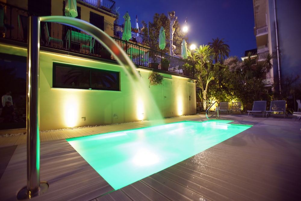 Hotel Villa Anita 42/50