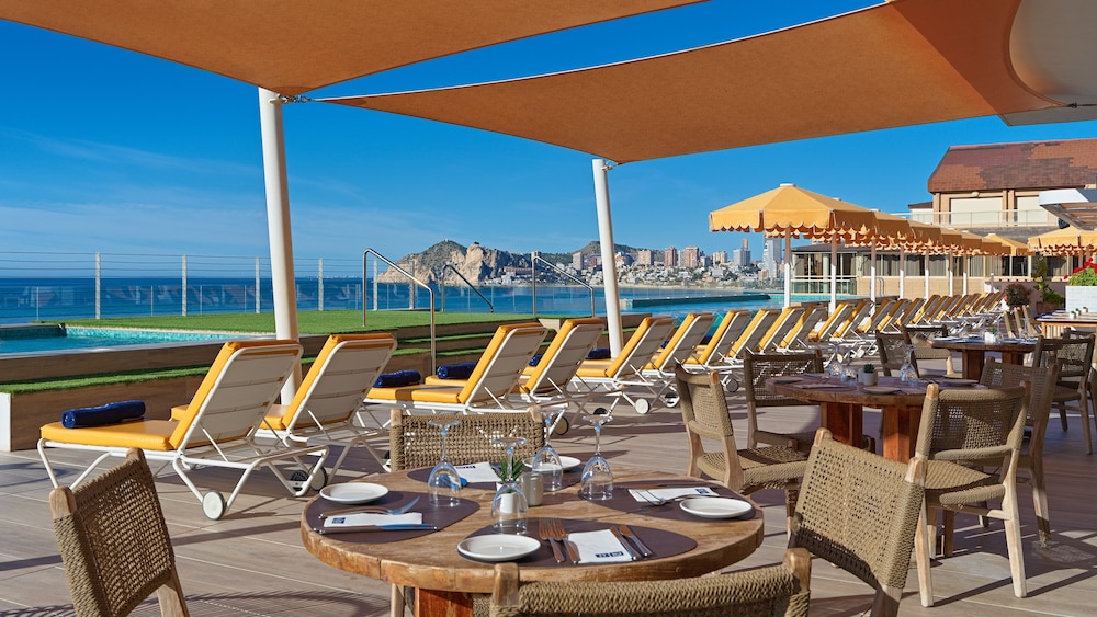 H10 Porto Poniente 37/50