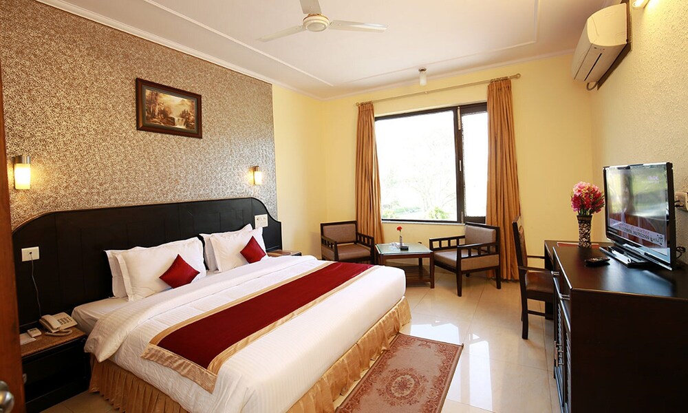 Hotel Uday Residency 10/39