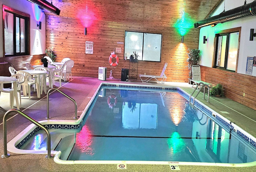 Days Inn by Wyndham Ozark Springfield 13/22