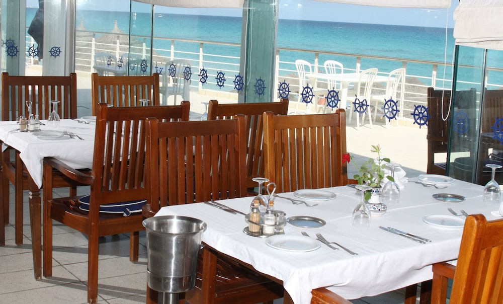 El Mehdi Beach Resort 64/84