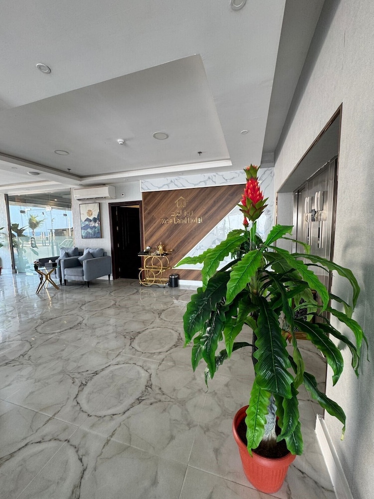 Rose Land Hotel 11/60