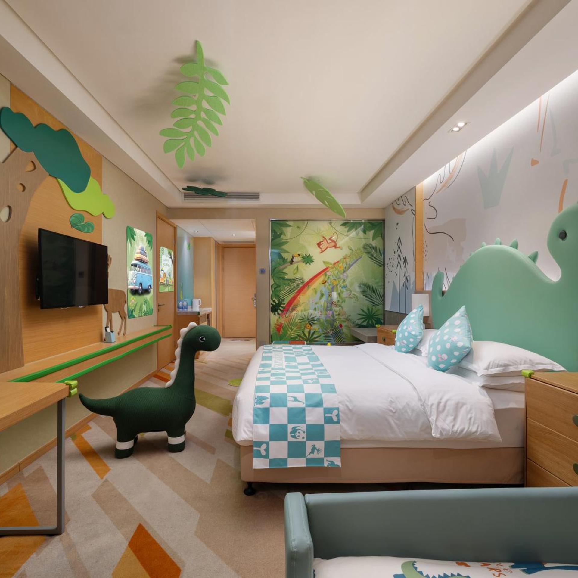 Kids Theme, Standard, King Bed