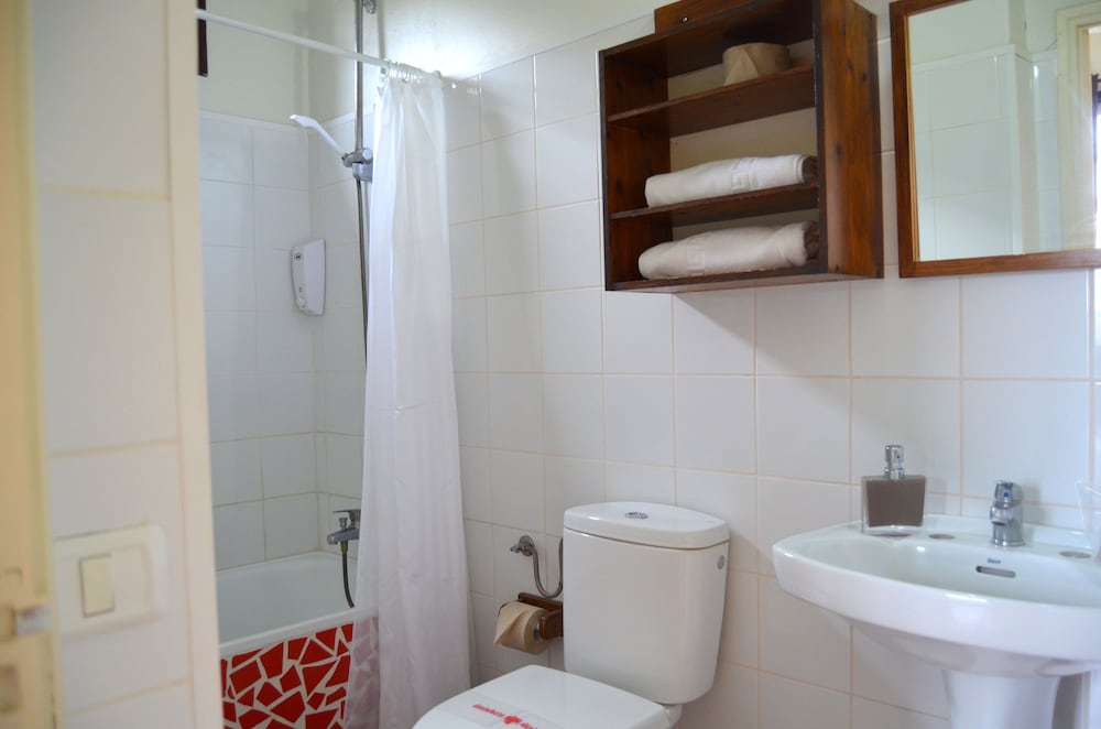 APARTAMENTOS LOS TELARES 48/50