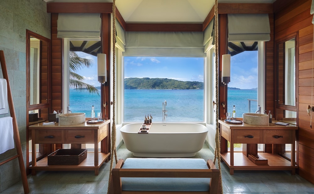 2 Bedrooms, Signature, Pool, Villa, 2 King Beds